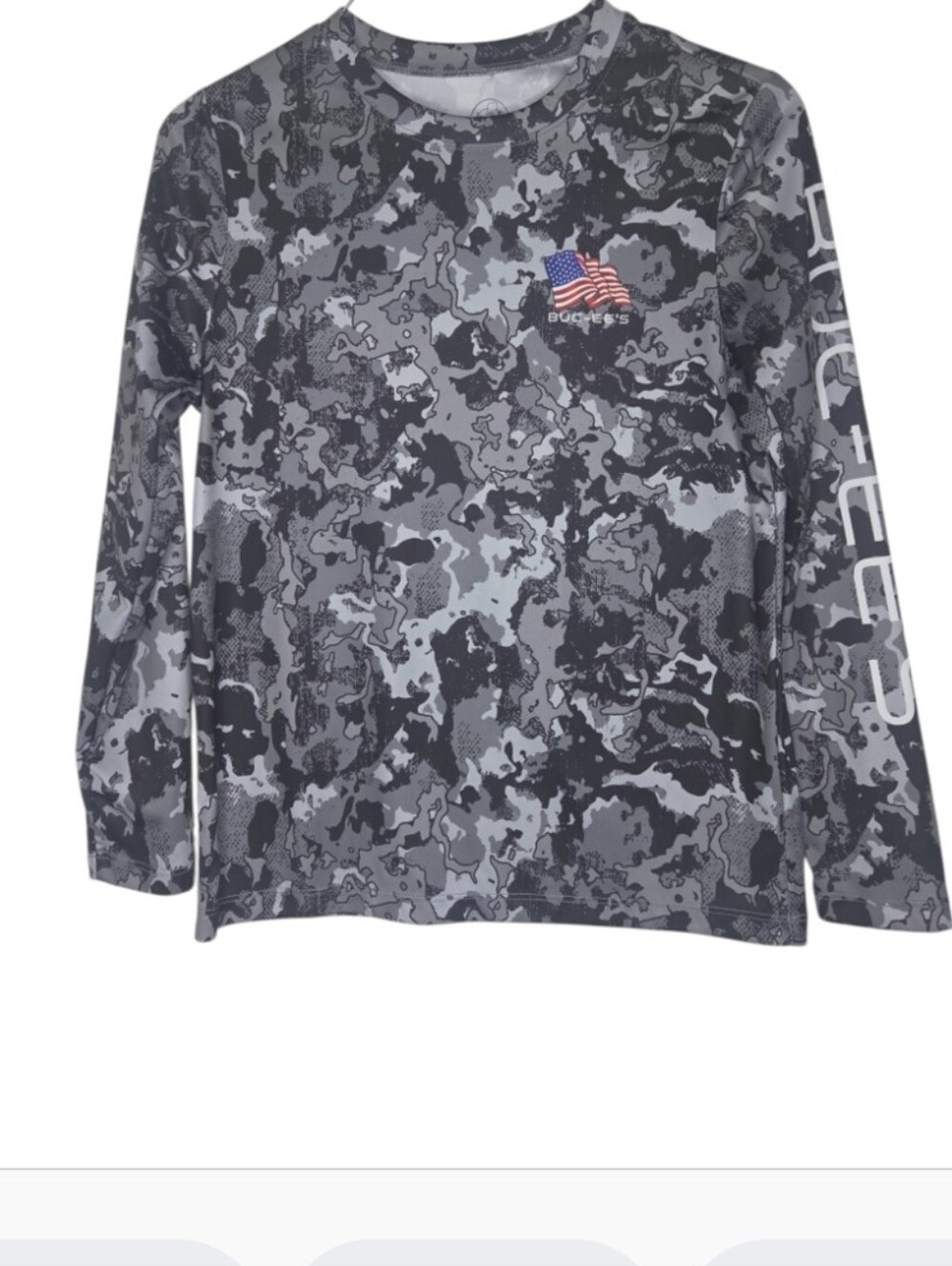 Buc-ees Youth Medium Camo Gray Black American Flag Graphic Performance Shirt